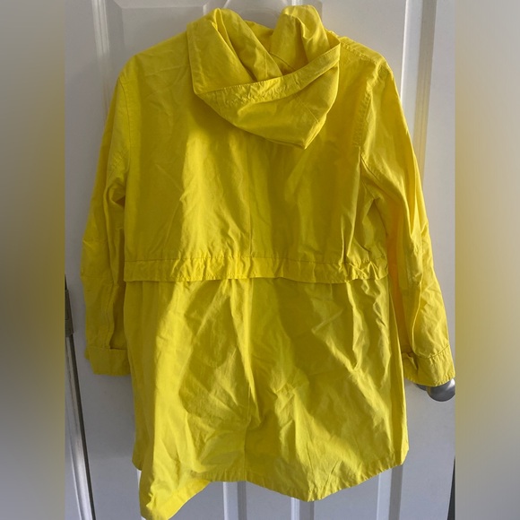 J CREW YELLOW RAIN COAT - Picture 3 of 5